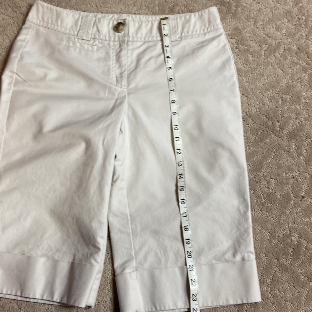 Ann Taylor White Capris - Picture 7 of 7